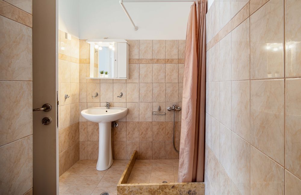 Coralli Apartments με θέα κήπο. Διακοπές στη Σέριφο Καταλύματα με δυνατότητα φιλοξενίας έως 5 ατόμων